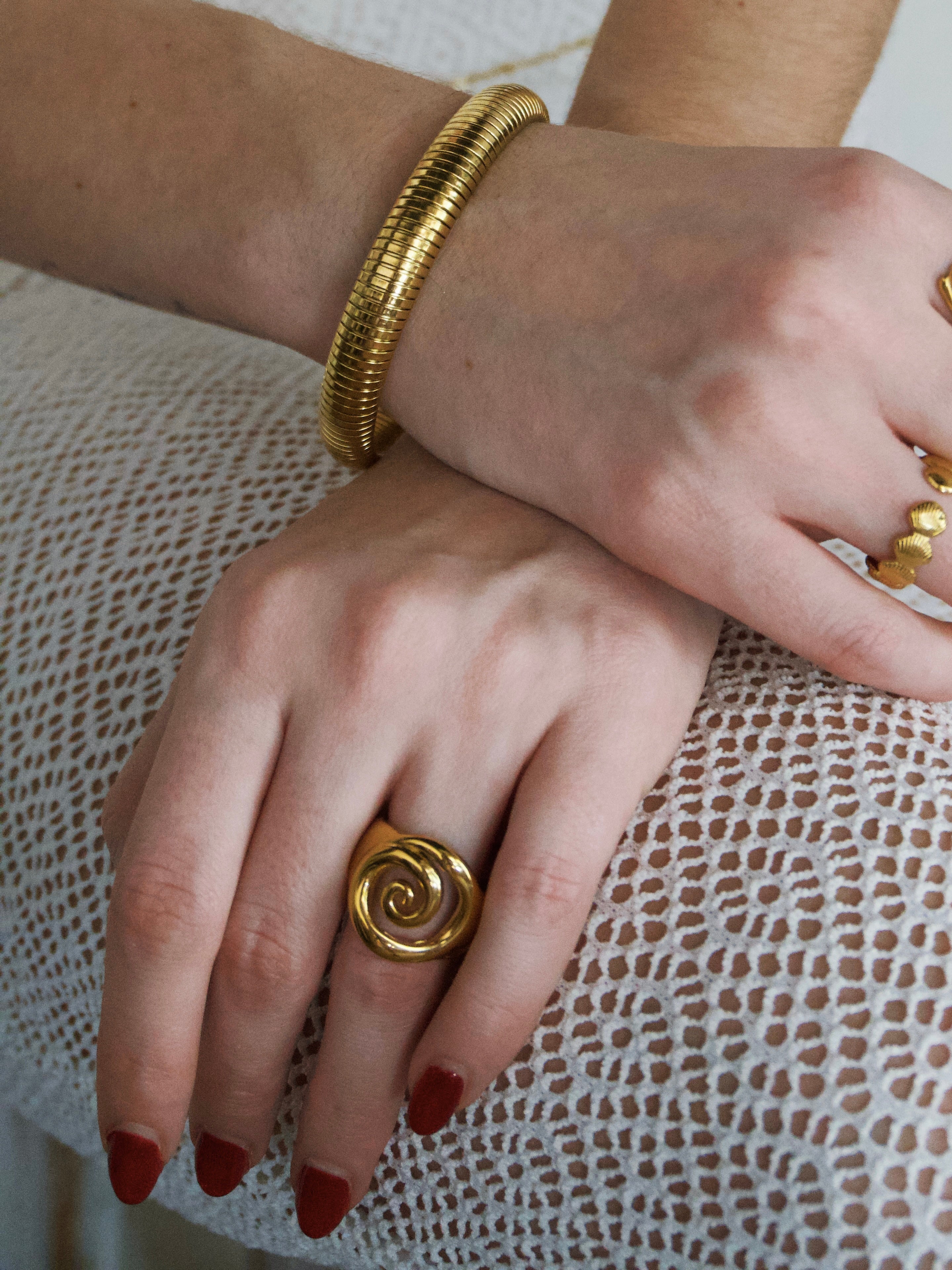 Wave Chunky Ring