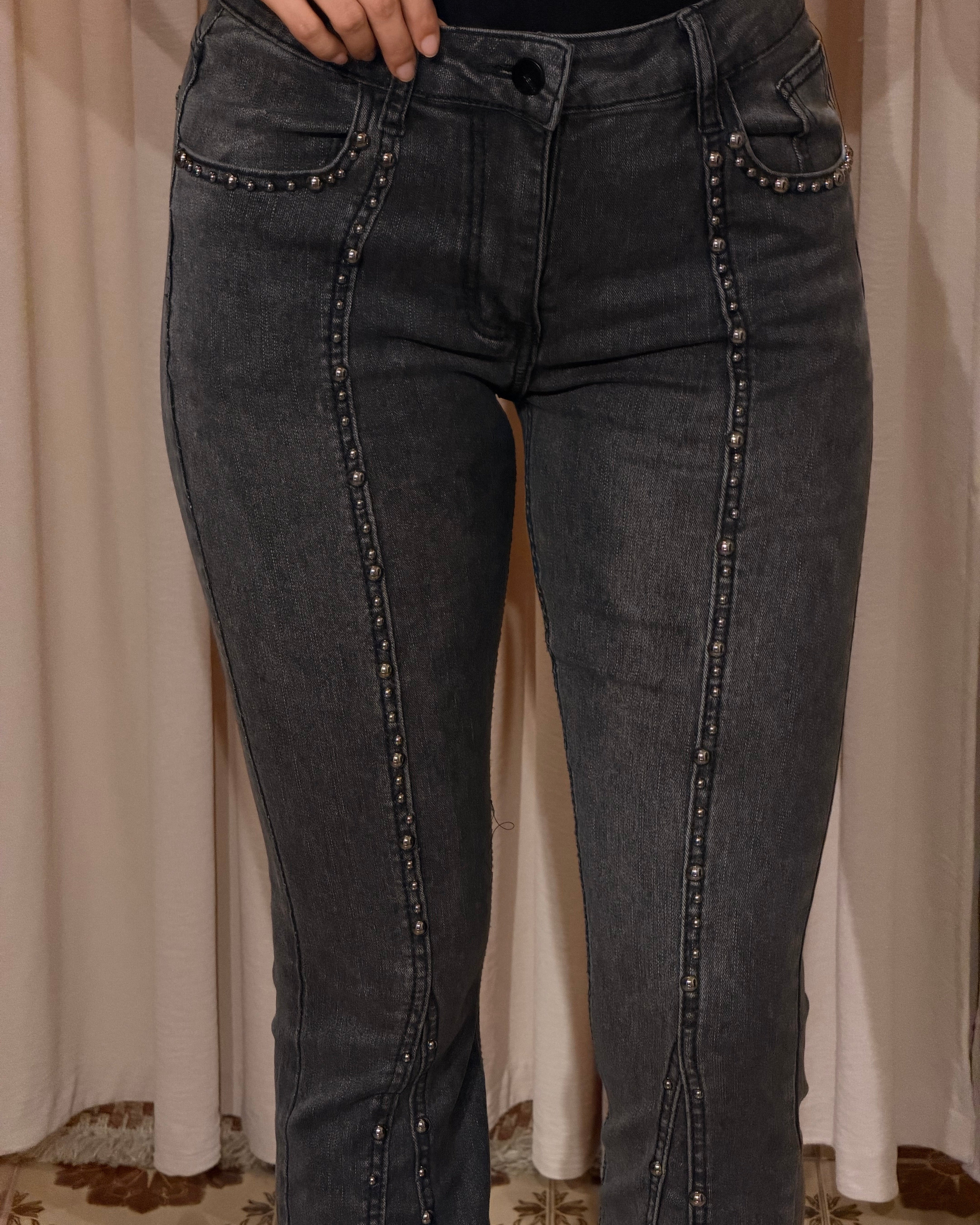 Jean Oxford Studs - Grey
