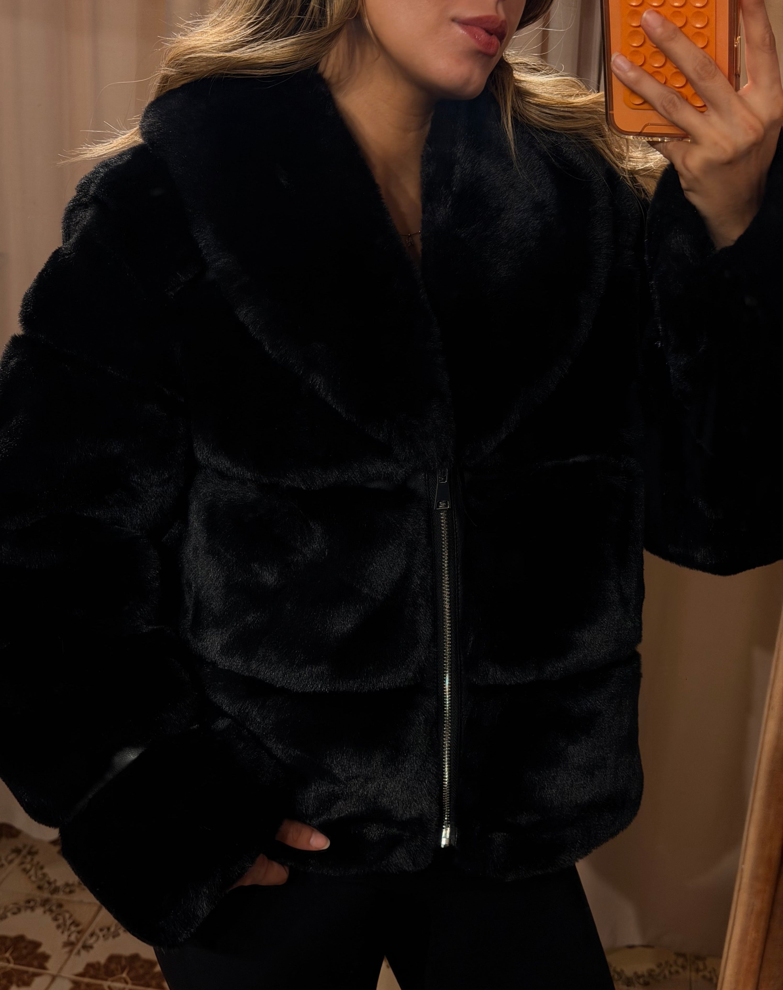 Saco Faux Fur - Black