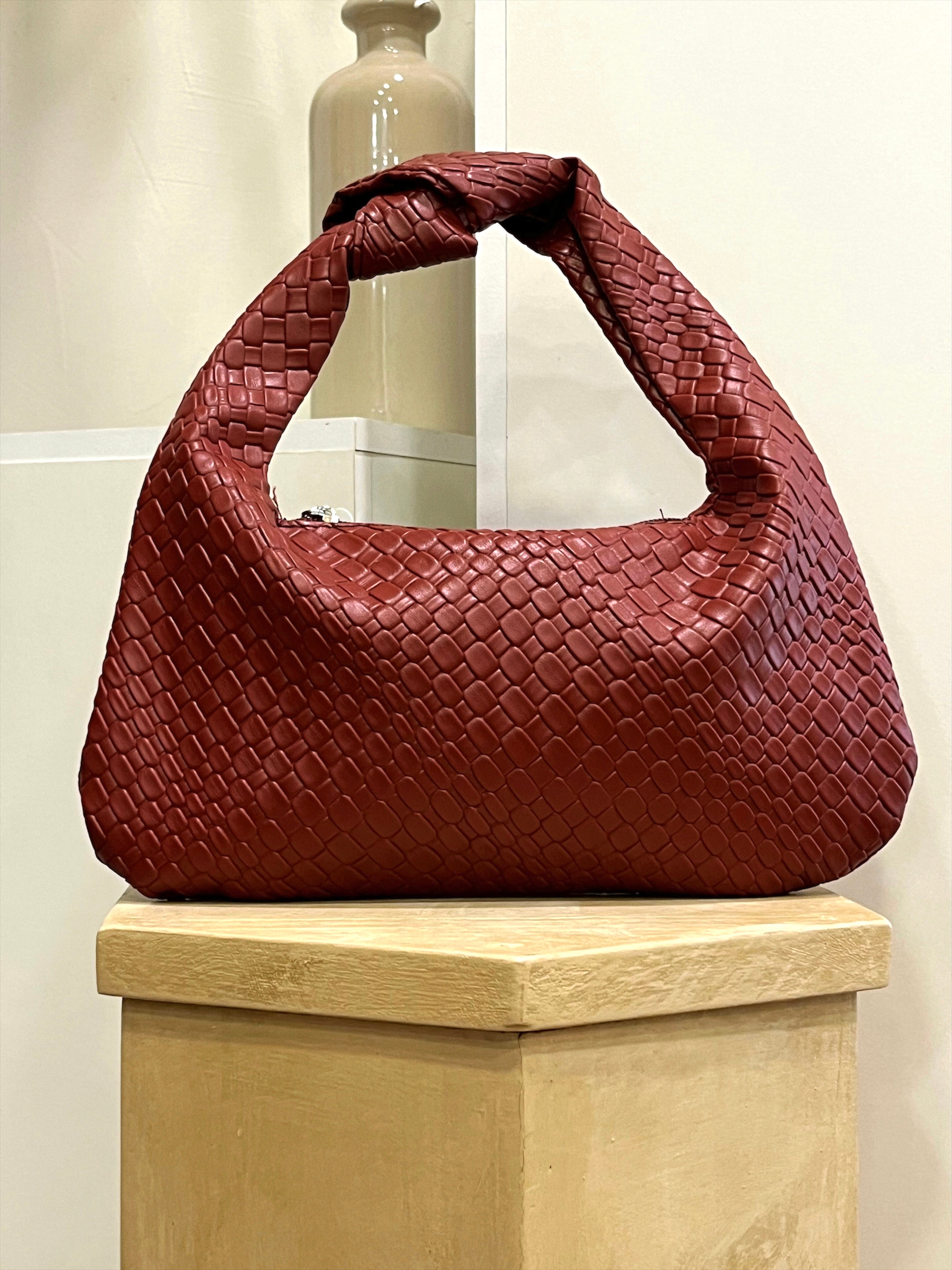 Intrecciato Shoulder Bag - Cherry