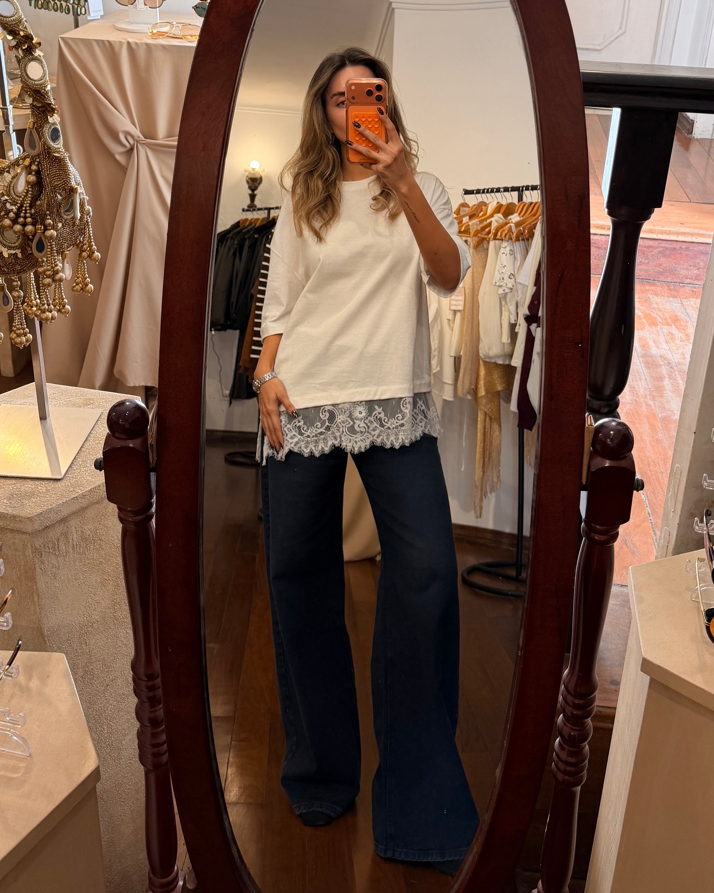 Remera Oversized Lace Trim
