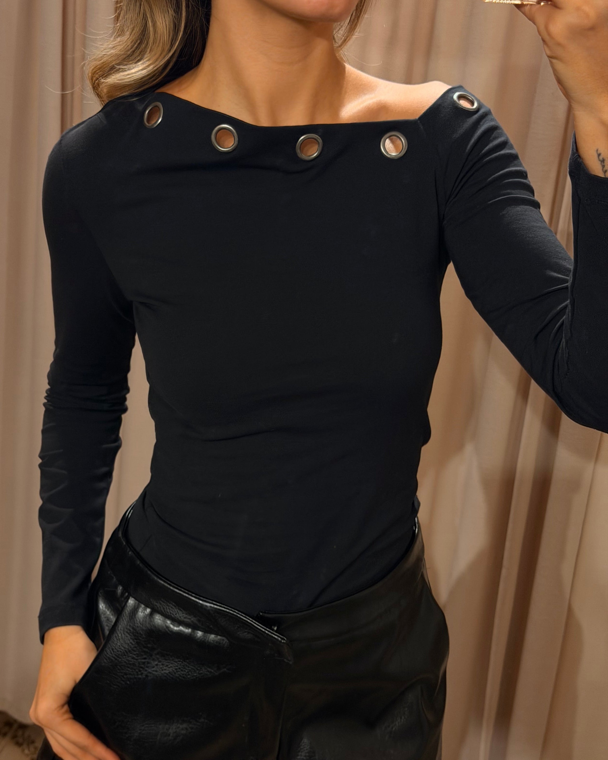 Hollow Out One Shoulder Top - Black