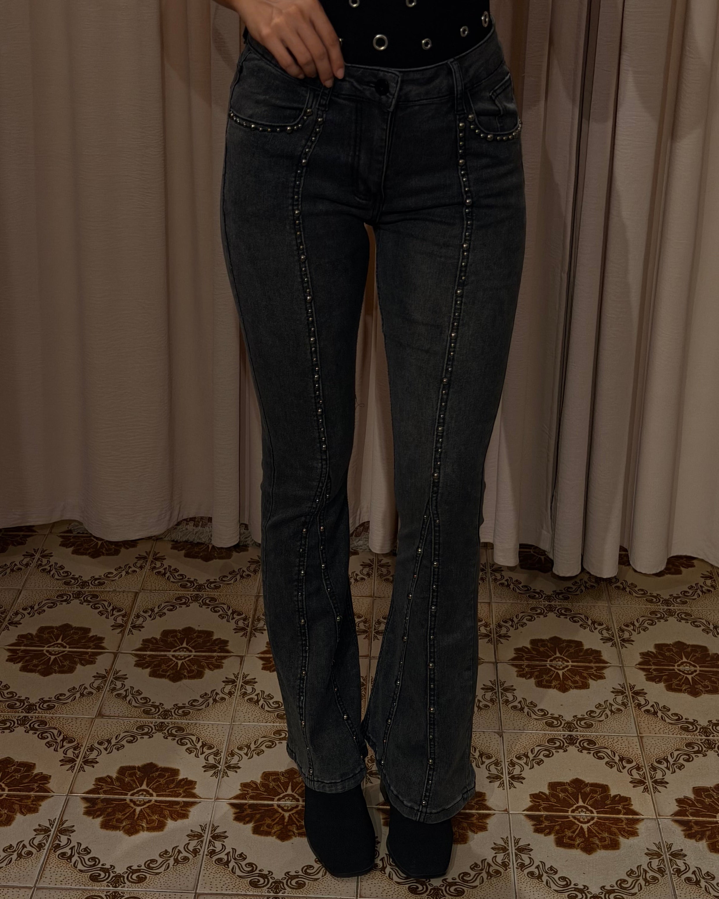 Jean Oxford Studs - Grey
